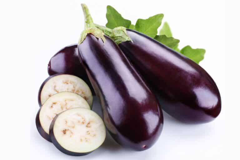 5918392 - aubergine on a white background